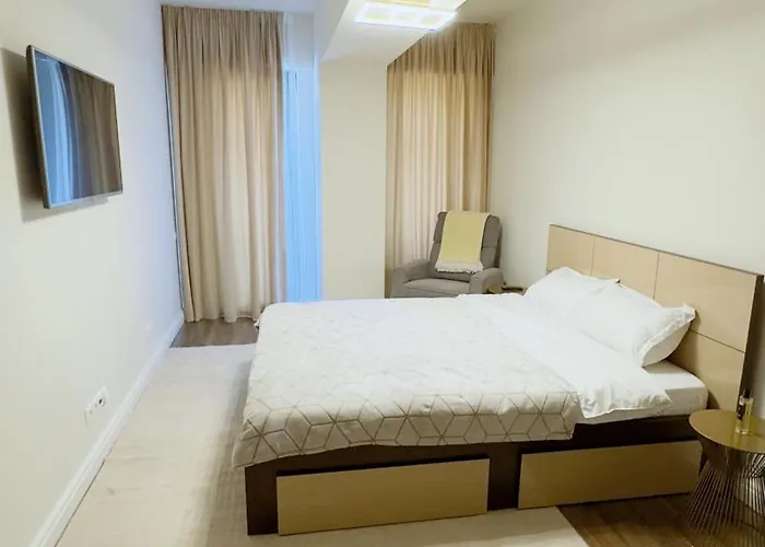 Appartement House I *