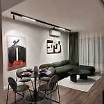 Appartement House I